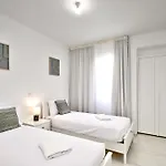 Villa Aphrodite Gardens Modern By Vichy Holidays *