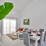 Villa Aphrodite Gardens Modern By Vichy Holidays *