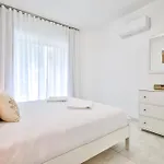 Aphrodite Gardens Modern By Vichy Holidays Paphos