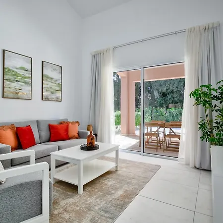 Villa Aphrodite Gardens Modern By Vichy Holidays
