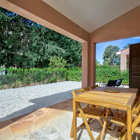 Aphrodite Gardens Modern By Vichy Holidays Paphos