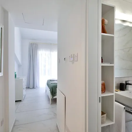 Aphrodite Gardens Modern By Vichy Holidays 빌라