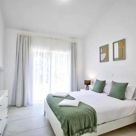 Aphrodite Gardens Modern By Vichy Holidays Вилла *