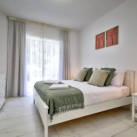 Aphrodite Gardens Modern By Vichy Holidays *