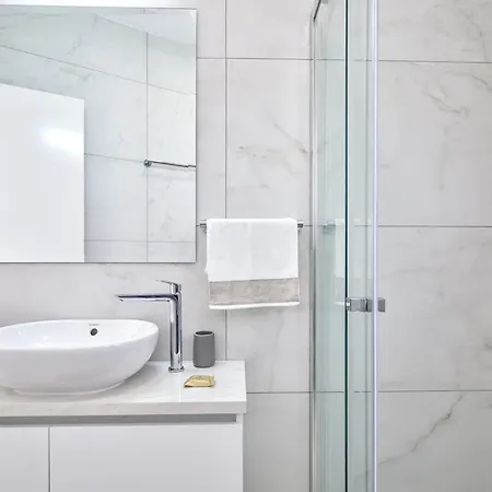 Aphrodite Gardens Modern By Vichy Holidays * 파포스