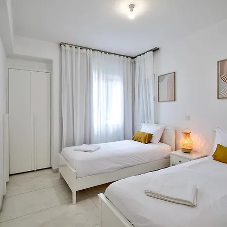 Aphrodite Gardens Modern By Vichy Holidays 빌라