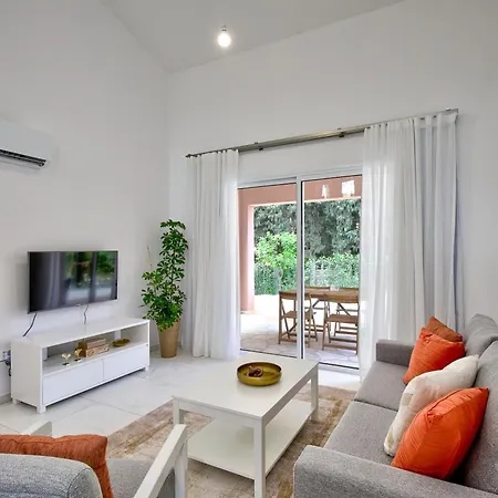 빌라 Aphrodite Gardens Modern By Vichy Holidays *