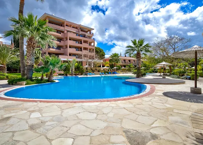 Aphrodite Gardens Modern By Vichy Holidays * Paphos