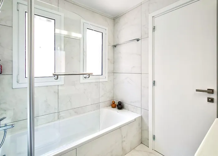 Aphrodite Gardens Modern By Vichy Holidays Villa *