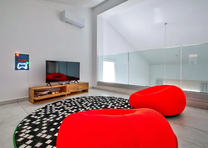 Villa Aphrodite Gardens Modern By Vichy Holidays *