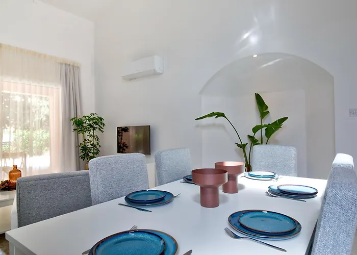 Aphrodite Gardens Modern By Vichy Holidays Villa *