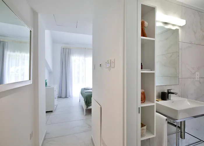 Aphrodite Gardens Modern By Vichy Holidays Villa