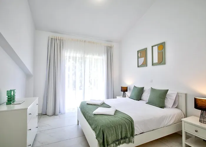 Aphrodite Gardens Modern By Vichy Holidays Villa *