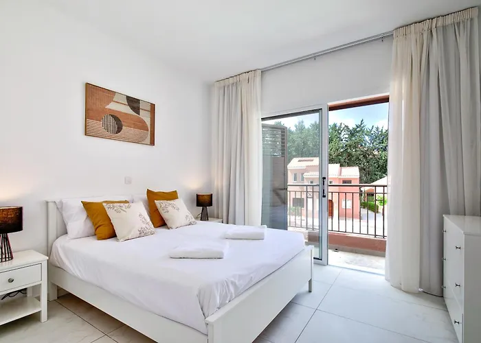 Aphrodite Gardens Modern By Vichy Holidays Villa