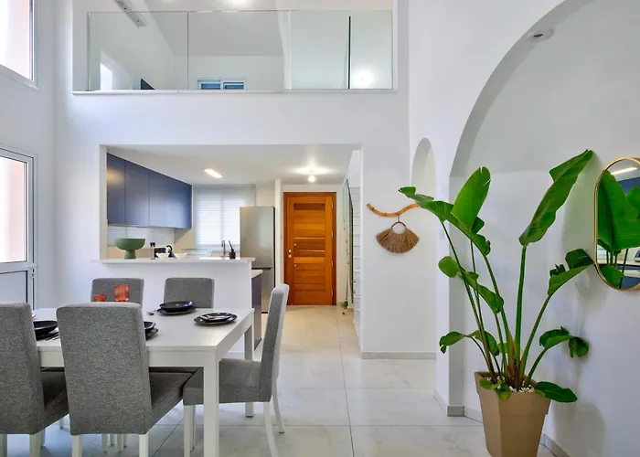 Aphrodite Gardens Modern By Vichy Holidays Villa