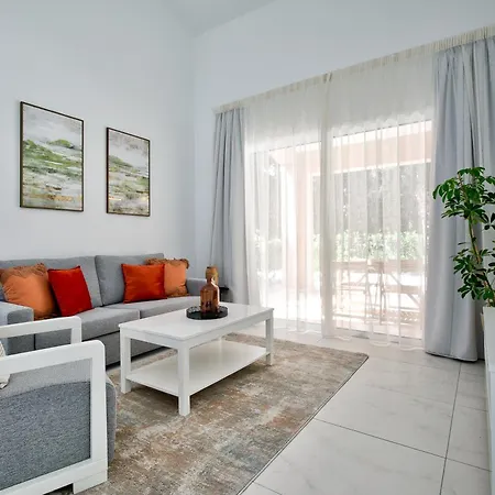 Villa Aphrodite Gardens Modern By Vichy Holidays *