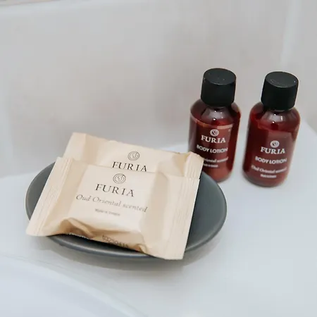 Aphrodite Gardens Modern By Vichy Holidays ヴィラ パ フォス