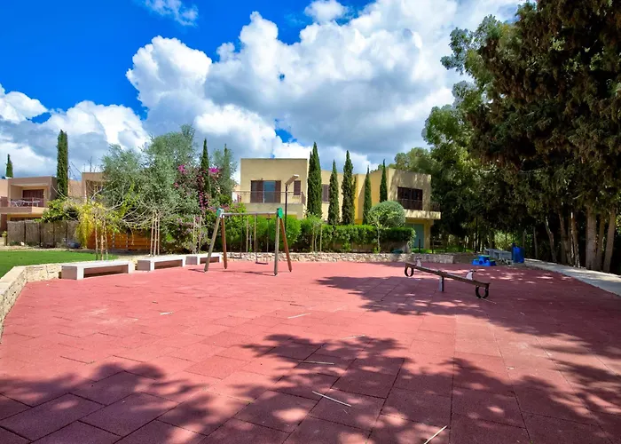 Aphrodite Gardens Modern By Vichy Holidays