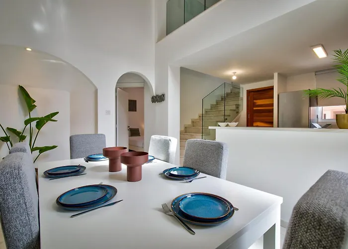 ヴィラ Aphrodite Gardens Modern By Vichy Holidays