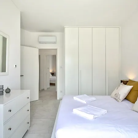 Villa Aphrodite Gardens Modern By Vichy Holidays