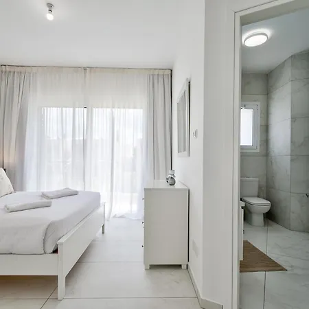 Aphrodite Gardens Modern By Vichy Holidays *